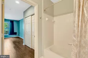 25230 Pond View Square, Chantilly, VA 20152 - Photo 34