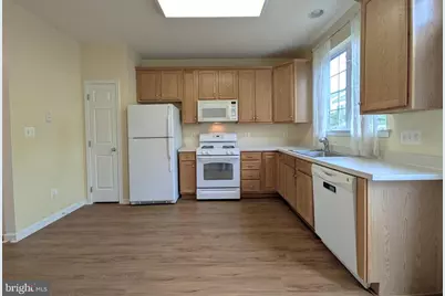 25015 Riding Center Drive, Chantilly, VA 20152 - Photo 16
