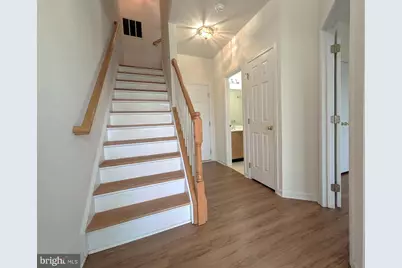 25015 Riding Center Drive, Chantilly, VA 20152 - Photo 4