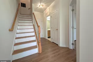25015 Riding Center Dr, Chantilly, VA 20152 - Photo 4