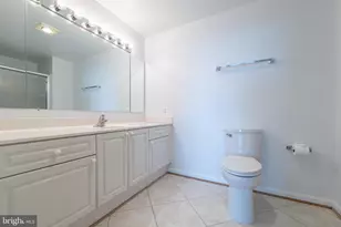19355 Cypress Ridge Terrace, Leesburg, VA 20176 - Photo 30