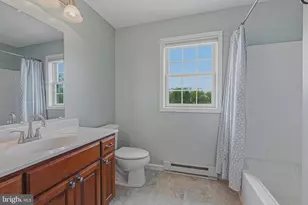 40923 Browns Ln, Waterford, VA 20197 - Photo 46