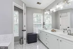 42753 Stadler Ln, Chantilly, VA 20152 - Photo 12