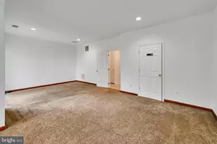 42704 Sandman Terrace, Chantilly, VA 20152 - Photo 38