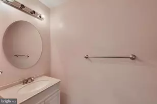 42704 Sandman Terrace, Chantilly, VA 20152 - Photo 34