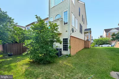 42704 Sandman Terrace, Chantilly, VA 20152 - Photo 4