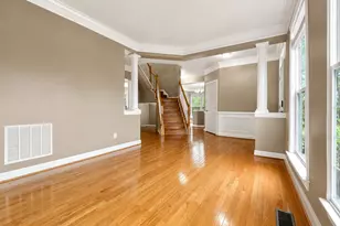 1603 Chickasaw Pl NE, Leesburg, VA 20176 - Photo 6