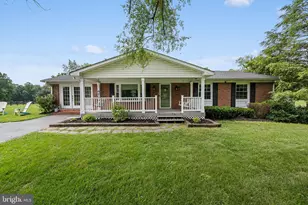 43581 Lost Corner Rd, Leesburg, VA 20176 - Photo 2
