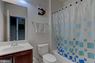 43185 Tandridge Way, Ashburn, VA 20148 - Photo 38