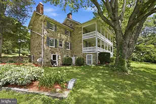 38863 Ridge Ct, Hamilton, VA 20158 - Photo 2