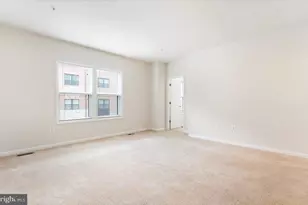 20532 Milbridge Ter, Ashburn, VA 20147 - Photo 16