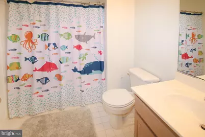18400 Lanier Island Square, Leesburg, VA 20176 - Photo 32