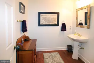 18400 Lanier Island Square, Leesburg, VA 20176 - Photo 18