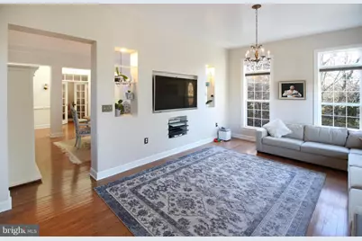18400 Lanier Island Square, Leesburg, VA 20176 - Photo 4