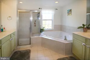 18400 Lanier Island Square, Leesburg, VA 20176 - Photo 24
