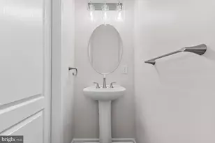 22511 Airmont Woods Terrace, Ashburn, VA 20148 - Photo 12