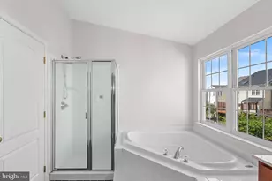 22511 Airmont Woods Terrace, Ashburn, VA 20148 - Photo 34