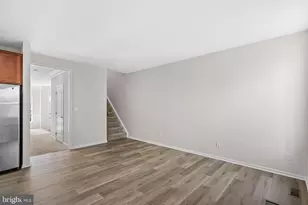 22511 Airmont Woods Terrace, Ashburn, VA 20148 - Photo 24