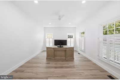 20384 Middlebury Street, Ashburn, VA 20147 - Photo 10