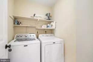 801 Santmyer Dr SE, Leesburg, VA 20175 - Photo 36
