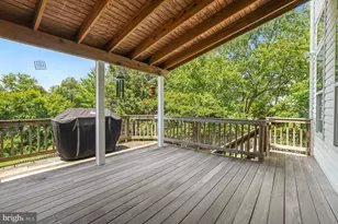 801 Santmyer Dr SE, Leesburg, VA 20175 - Photo 22