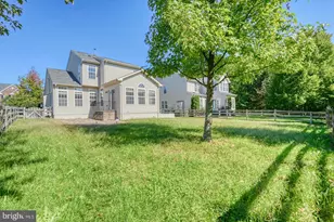 42245 Sweet Ct, Chantilly, VA 20152 - Photo 46