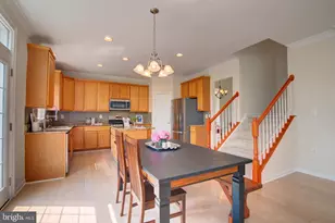 751 Bonnie Ridge Dr NE, Leesburg, VA 20176 - Photo 4