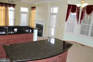 24907 Earlsford Dr, Chantilly, VA 20152 - Photo 22