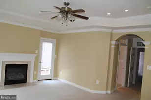 24907 Earlsford Dr, Chantilly, VA 20152 - Photo 4