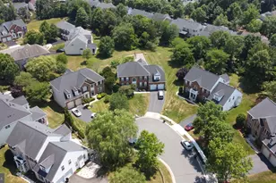 25783 Fenian Ct, Chantilly, VA 20152 - Photo 8
