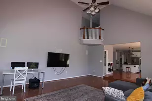 25783 Fenian Ct, Chantilly, VA 20152 - Photo 14