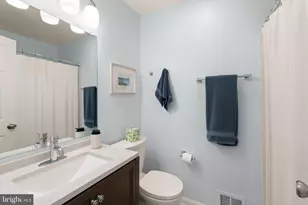 314 Avondale Dr, Sterling, VA 20164 - Photo 40