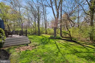 26 Lipscomb Ct, Sterling, VA 20165 - Photo 12