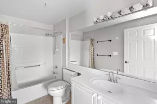 19375 Cypress Ridge Terrace, Leesburg, VA 20176 - Photo 18