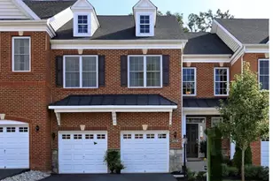 42936 Courtland Chase Square, Ashburn, VA 20148 - Photo 1