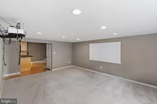 21163 Crocus Terrace, Ashburn, VA 20147 - Photo 18
