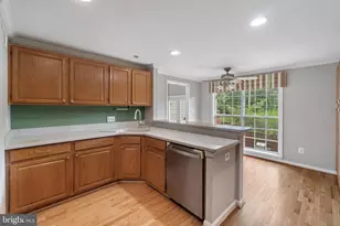 21163 Crocus Terrace, Ashburn, VA 20147 - Photo 10