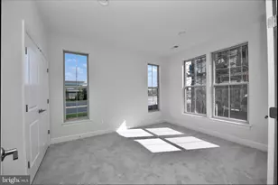 20686 Glenmont Ter, Ashburn, VA 20147 - Photo 14