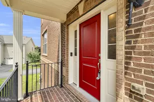 22515 Naugatuck Square, Ashburn, VA 20148 - Photo 4