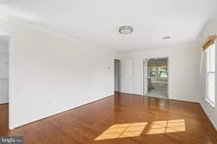 46405 Esterbrook Cir, Sterling, VA 20165 - Photo 32