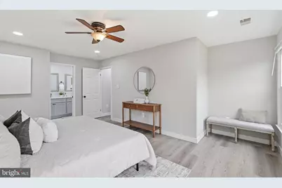 10166 Yorktown Way, Great Falls, VA 22066 - Photo 26