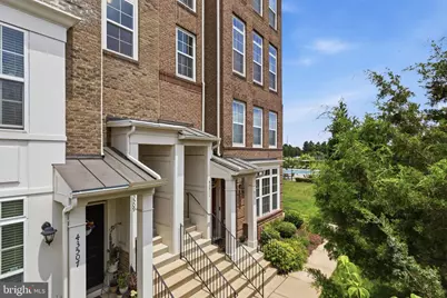 43509 Town Gate, Chantilly, VA 20152 - Photo 1