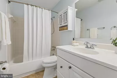 246 Avondale Drive, Sterling, VA 20164 - Photo 18