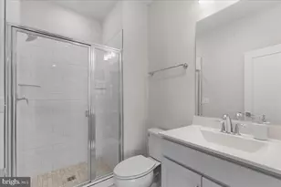 42236 Bunting Ter, Brambleton, VA 20148 - Photo 36