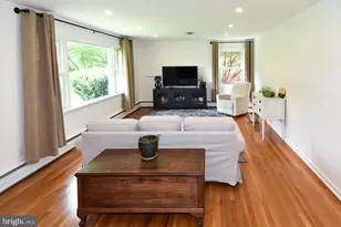 2 Cinnamon Fern Rd, Round Hill, VA 20141 - Photo 4