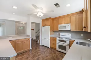 1206 E Iberia Rd, Sterling, VA 20164 - Photo 12