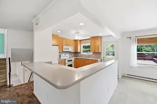 1206 E Iberia Rd, Sterling, VA 20164 - Photo 8