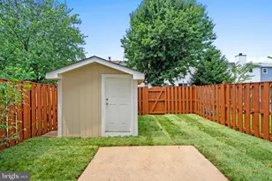 220 Meadows Ln NE, Leesburg, VA 20176 - Photo 46