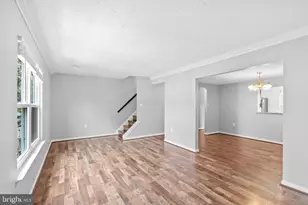 220 Meadows Ln NE, Leesburg, VA 20176 - Photo 18