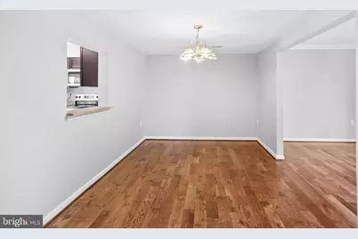 220 Meadows Lane NE, Leesburg, VA 20176 - Photo 14